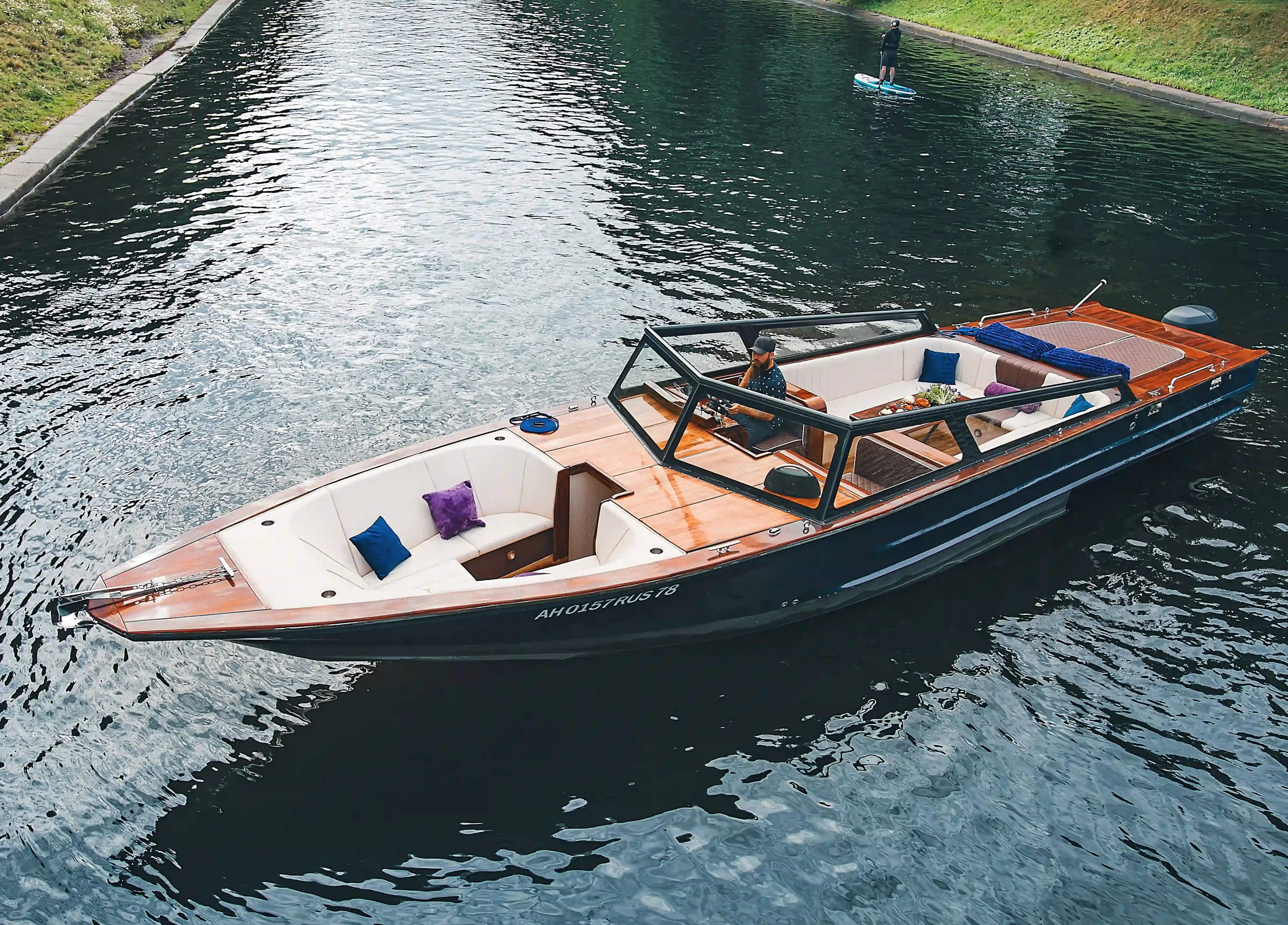 Катер Blueberry